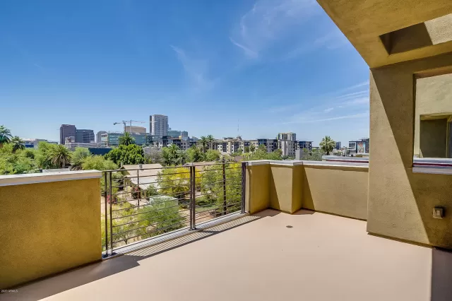 MLS: 6074113 Condo For Sale