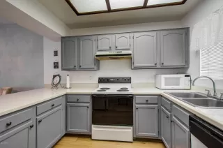 Photo #6: 6074132 Listing