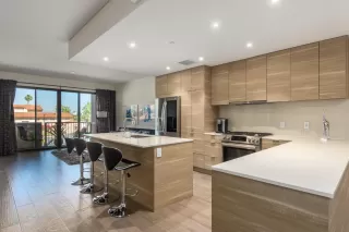 Photo #2: 6074353 Listing