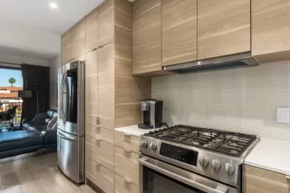 Photo #3: 6074353 Listing