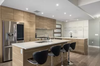 Photo #6: 6074353 Listing