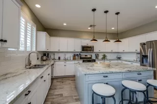 Photo #2: 6074489 Listing