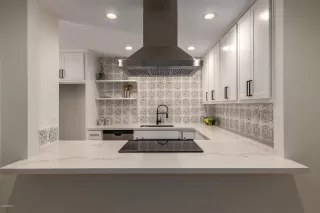 Photo #4: 6074559 Listing 