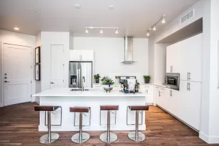 Photo #3: 6074669 Listing 