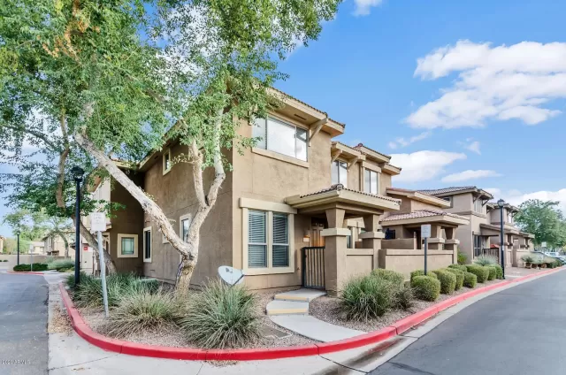 MLS: 6074733 Condo For Sale