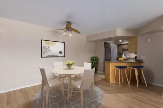 Photo #5: 6075159 Listing