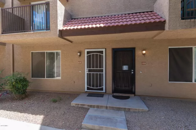 MLS: 6075181 Condo For Sale