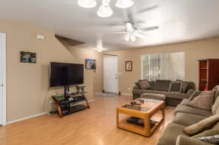 Photo #2: 6075181 Listing 