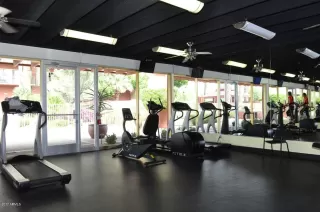 Photo #5: 6075187 Listing 