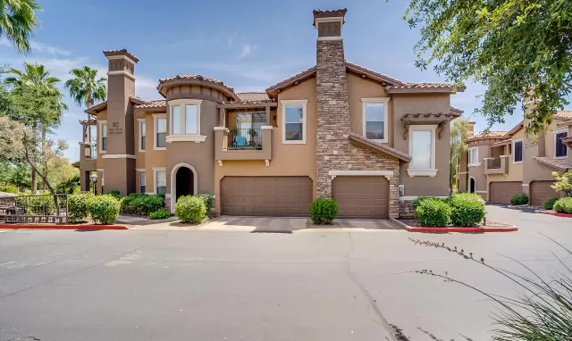 MLS: 6075489 Condo For Sale