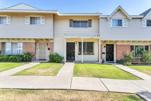 MLS: 6075547 Condo For Sale