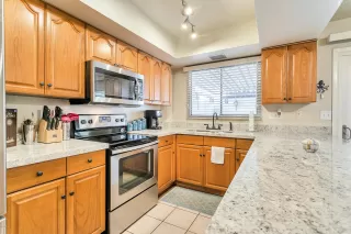 Photo #5: 6075547 Listing