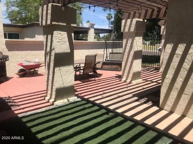 MLS: 6075572 Condo For Sale