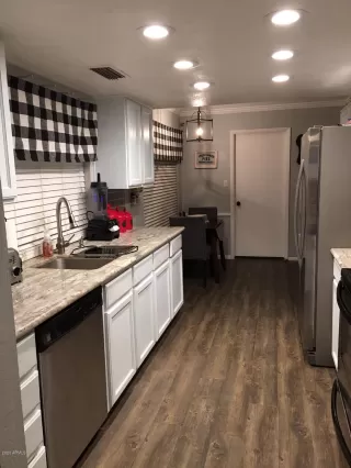 Photo #1: 6075572 Listing 
