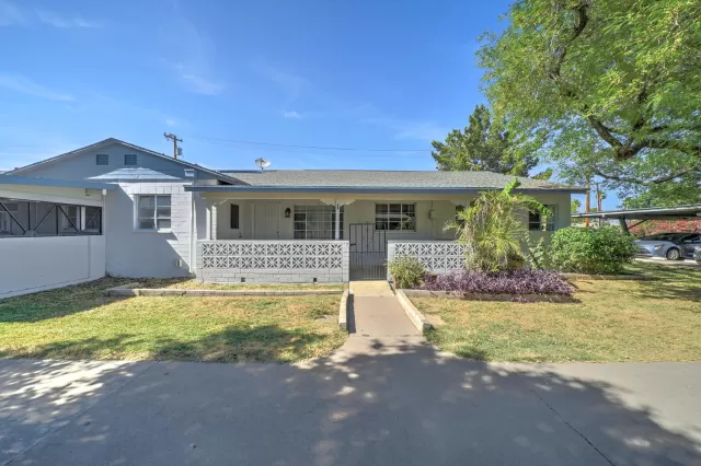 MLS: 6075594 Condo For Sale