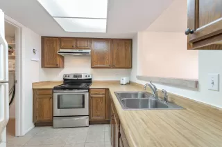 Photo #3: 6075633 Listing 