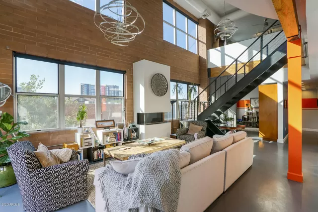 MLS: 6075652 Condo For Sale