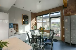 Photo #5: 6075652 Listing 