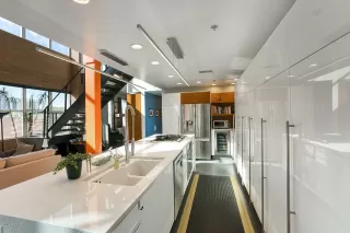 Photo #6: 6075652 Listing 