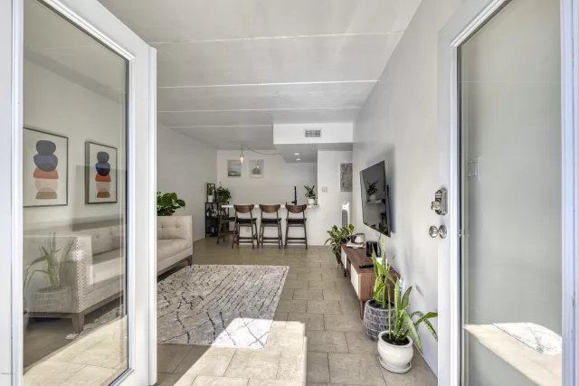 MLS: 6075812 Condo For Sale