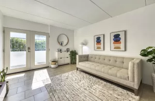 Photo #3: 6075812 Listing 