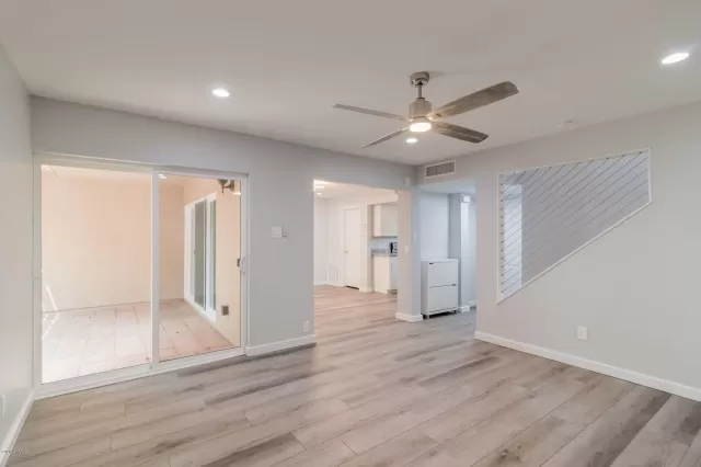 MLS: 6075832 Condo For Sale