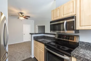 Photo #4: 6075892 Listing 