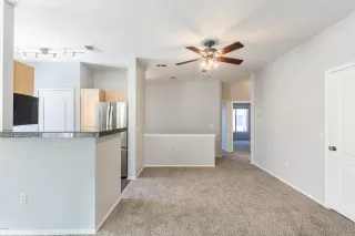 Photo #5: 6075892 Listing 