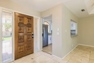 Photo #2: 6075925 Listing