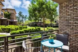 Photo #3: 6076000 Listing