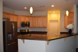 Photo #2: 6076050 Listing 