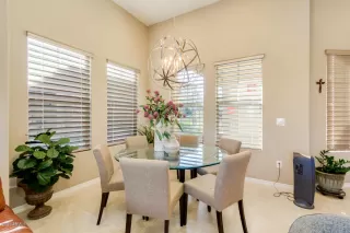 Photo #4: 6076085 Listing 