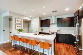 Photo #5: 6076176 Listing 