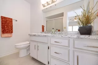 Photo #4: 6076231 Listing 