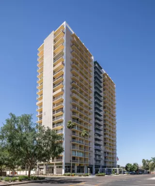 Photo #5: 6076397 Listing