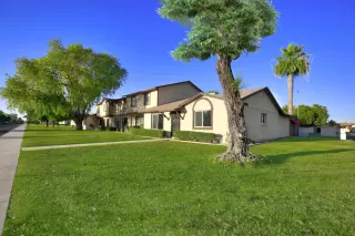 Photo #4: 6076518 Listing