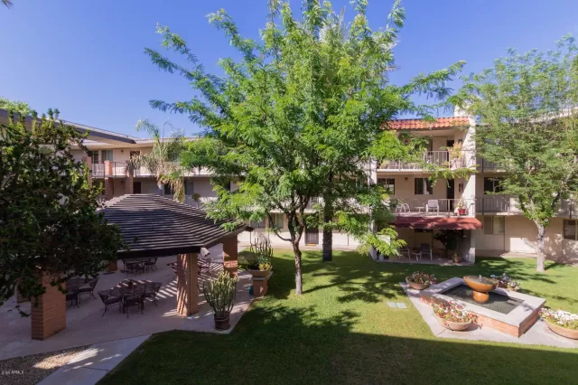 MLS: 6076522 Condo For Sale