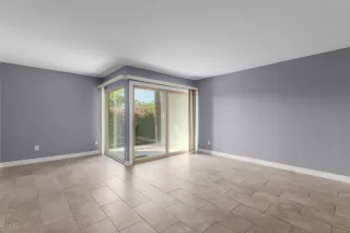 Photo #6: 6076522 Listing 