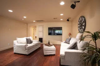 Photo #4: 6076553 Listing 