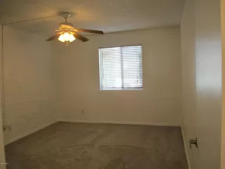 Photo #4: 6076585 Listing