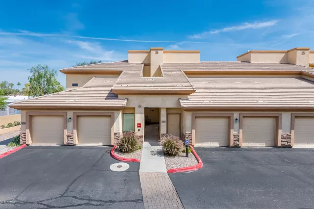 MLS: 6076586 Condo For Sale