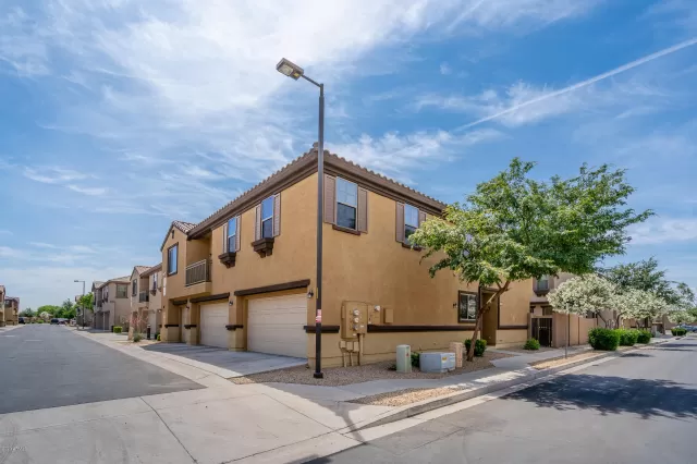 MLS: 6076762 Condo For Sale