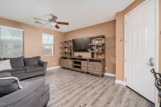 Photo #4: 6076762 Listing 