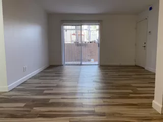 Photo #2: 6076804 Listing