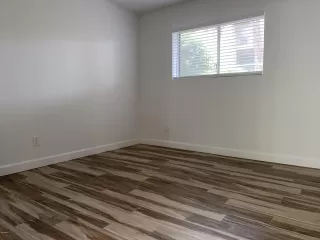 Photo #4: 6076804 Listing