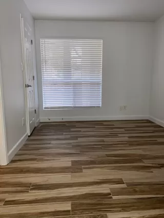 Photo #5: 6076804 Listing