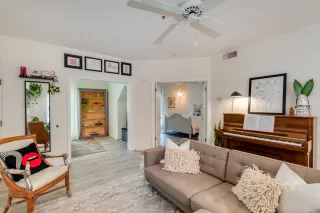 Photo #2: 6076830 Listing 