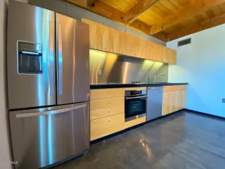 Photo #5: 6076950 Listing 