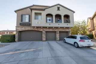 Photo #2: 6077372 Listing