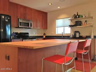 Photo #2: 6077455 Listing